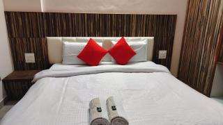 Mcleodganj mountain view royal india- Near Dalai Lama Temple 100 m- Best hotel in temple road - 2