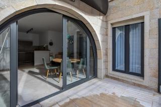 David Village - 3 bedroom with Parking - 7