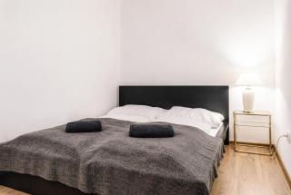 Comfortable 3-Bedroom Setup in 2 Neighbouring Apartments - 3