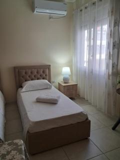 Hostel - 0