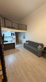 Duplex Apartment with City View - 4