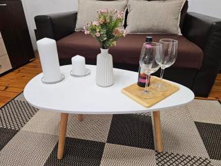 Apartment City center with workspace & wifi near Metro station - 1