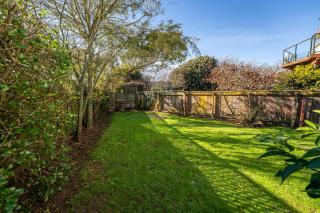 Tahunanui Beach Holiday Home - 2