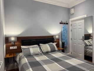 Laurieston Inn - 9