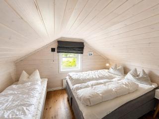 New Cozy Cabin By Ski Trails Nature Paths! - 1