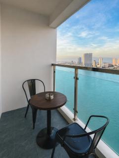 The Flora Riverside Condo - 6
