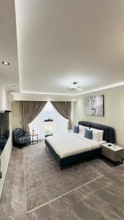 Elite Luxury Suites at Floria Residence - 7