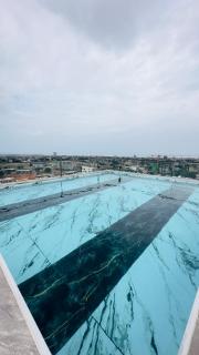 Elite Luxury Suites at Floria Residence - 1