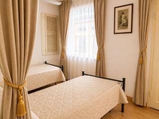 Lovely and cozy central apartment in the best position - 2