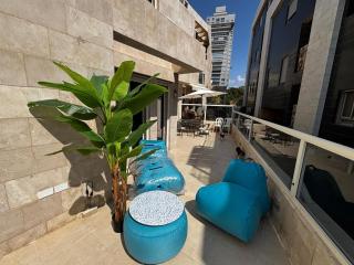 Sea View Villa - 1