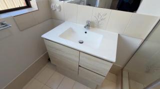 Lynda Crescent Modern House - 9
