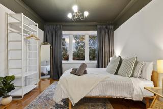 Warm, character-filled retreat with games room - 5