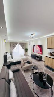 Elite Luxury Suites at Floria Residence - 9