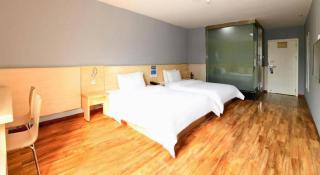 7 Days Inn Bazhong Jiangbei Bus Station - 8