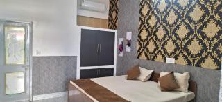 Sainik Rest House - 5