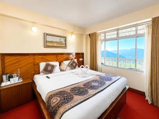 The White Yak Hotel In Darjeeling - 1