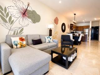 Full remodeled ocean view 2bdrs condo at ELFARO by DPM - 7