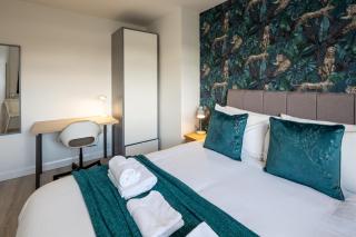 Shetland House by Cliftonvalley Apartments - 2