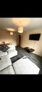 Comfortable 1 Bedroom Flat - 6