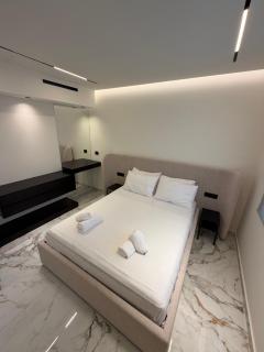 Helia Hotel Suites & Penthouses at Santa Bay - 7
