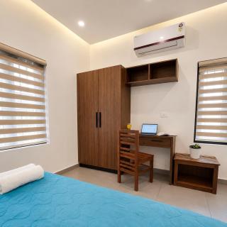 Om Shanti Apartments - 7