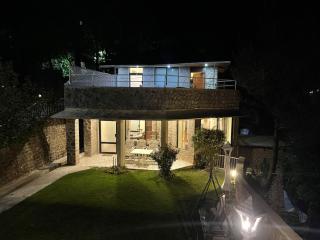 RockCliff Cottage - PIA park Kashmir Point- 5 min to Downtown - 5