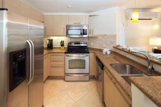 Modern Beachfront Condo with Pool - Sapphire 116 - 7