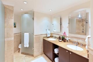 Modern Beachfront Condo with Pool - Sapphire 307 - 6