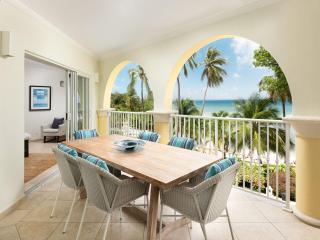 Modern Beachfront Condo with Pool - Sapphire 211 - 8