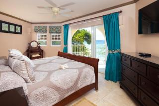 Modern Beachfront Condo with Pool - Sapphire 309 - 4
