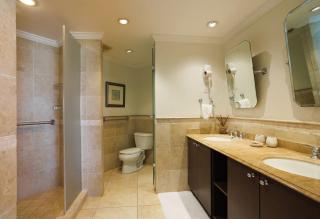 Modern Beachfront Condo with Pool - Sapphire 317 - 5