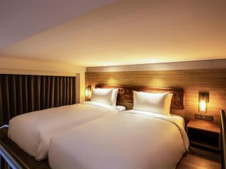 Mercure Ambassador Seoul Hongdae - 1