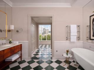 The Savoy - 7