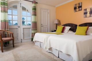 Modern Beachfront Condo with Pool - Sapphire 118 - 5