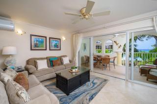 Modern Beachfront Condo with Pool - Sapphire 112 - 6