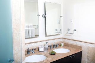 Beachfront Condo with Pool - Sapphire 511 2 bed - 4
