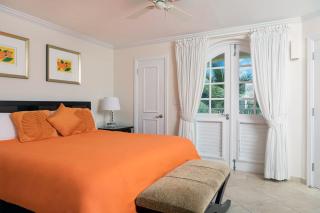 Modern Beachfront Condo with Pool - Sapphire 109 - 6