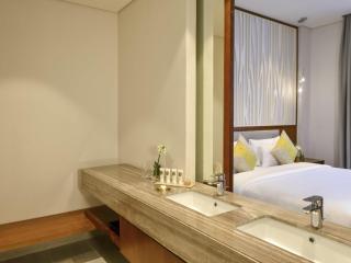 Grand Mercure Dubai City - 4