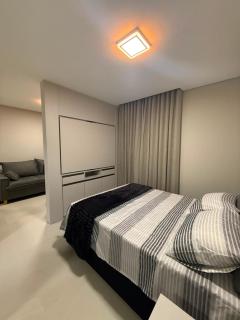 Apartamento NOVO e com academia no centro de Pguá - 0