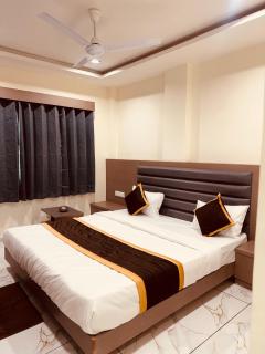 Hotel Saffron - 7
