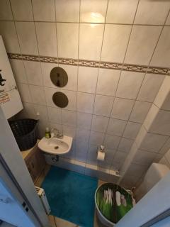 Kleines möbliertes Privathaus - 2