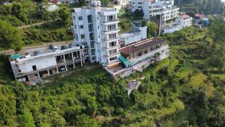 Eden Resort By Live Inn - 0