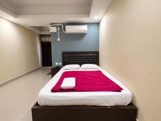 The Sea Sand Hotel - 7