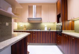 Lake View Residence Serviced Apartments by BlueKeys - 0