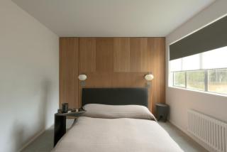 The Curated Artist Apartment South London - 7