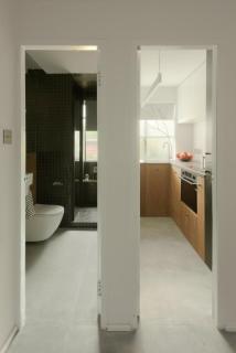 The Curated Artist Apartment South London - 3