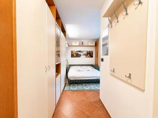 Hostdomus - Olive Apartment - 6