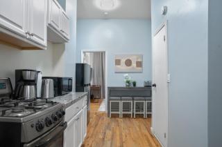 2 Bedroom Cozy Gem - 2