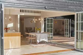 Exceptional Architect Designed Home Near Beach and Forest - 9