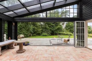 Exceptional Architect Designed Home Near Beach and Forest - 3